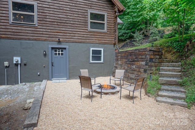 3925 Blackberry Crest Ln, Lenoir, NC 28645 - property entrance featuring a patio area