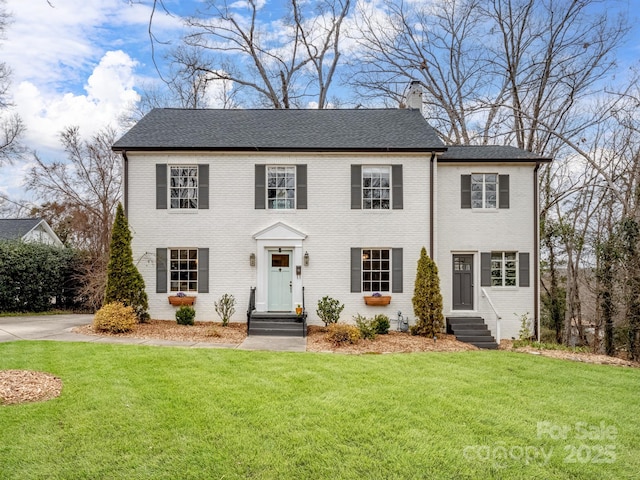 colonial house with a front yard