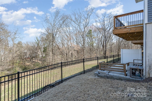 view of yard featuring fence