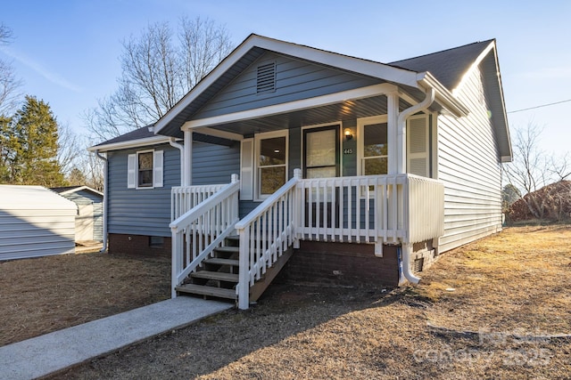 view of front facade with covered porch