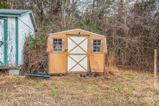 view of outbuilding