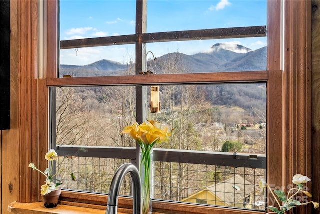 room details with a mountain view