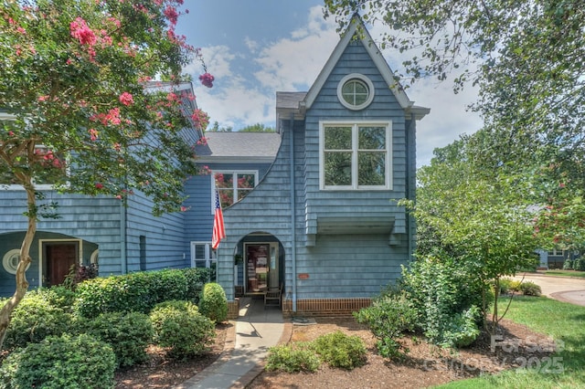 405 NW Dr, Davidson, NC 28036 - view of front of house