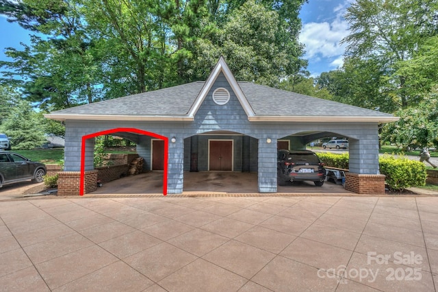 405 NW Dr, Davidson, NC 28036 - view of garage