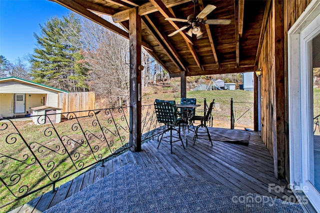 deck with a ceiling fan