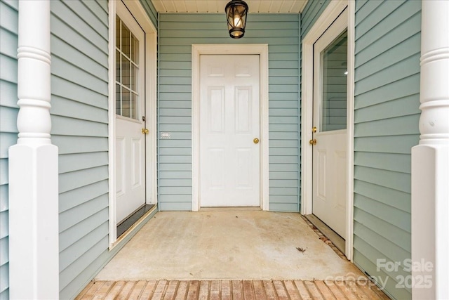 view of property entrance