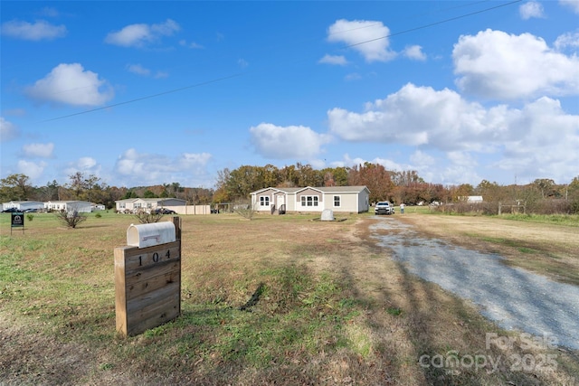 view of front of house with a front yard