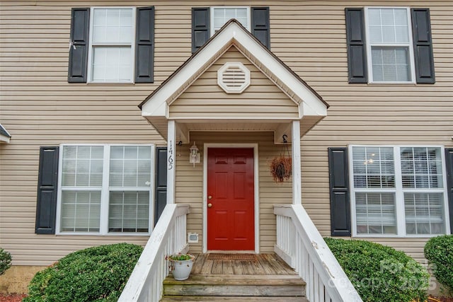 view of property entrance