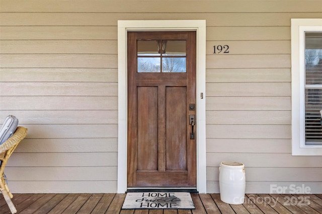 view of entrance to property