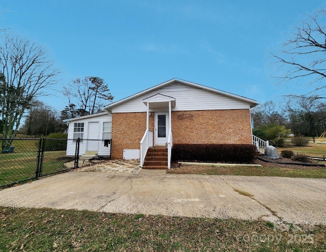 view of front of property