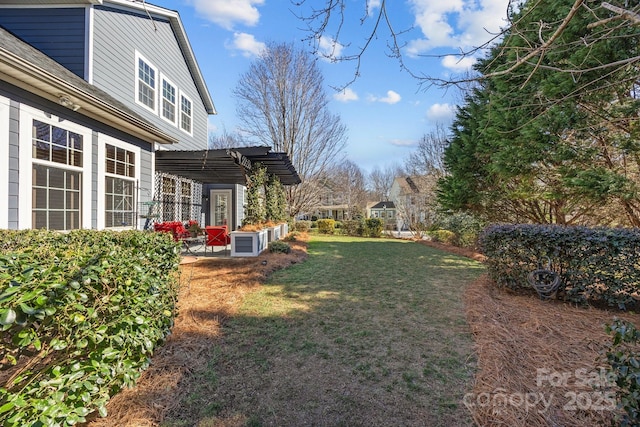 view of yard featuring a pergola and a patio