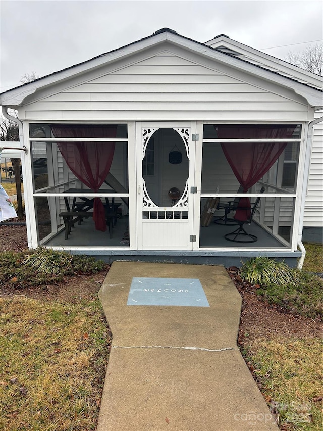 view of entrance to property