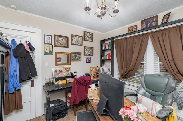 carpeted office with a notable chandelier, crown molding, and a textured ceiling