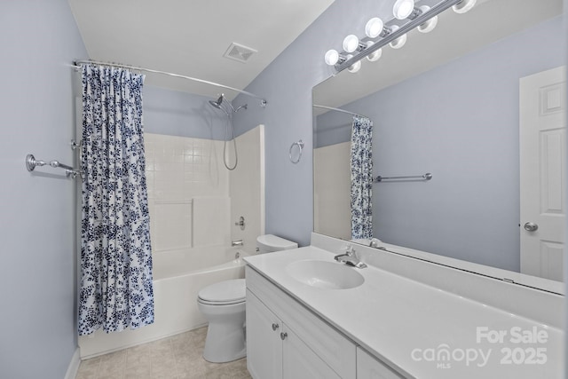 bathroom with toilet, vanity, shower / bath combo with shower curtain, and visible vents