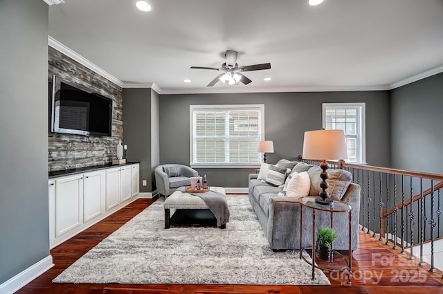 living room featuring baseboards, dark wood-style flooring, recessed lighting, and crown molding