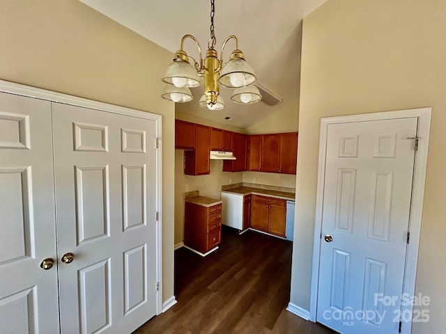 kitchen featuring decorative light fixtures, dark wood finished floors, a chandelier, dishwasher, and baseboards