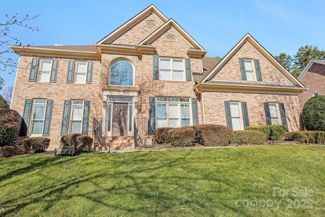 view of front of house featuring a front yard