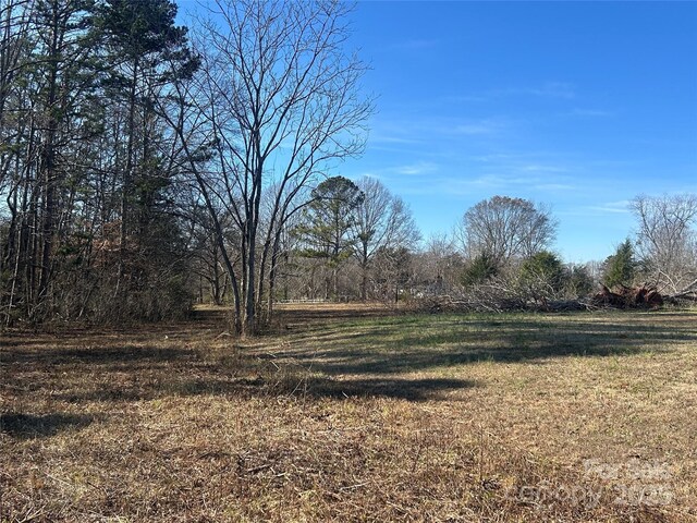 Listing photo 2 for 6AC Sandifer Rd, York SC 29745