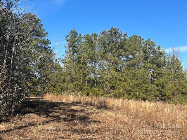 Listing photo 3 for 6AC Sandifer Rd, York SC 29745