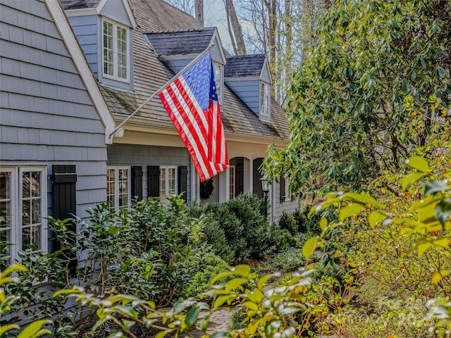 view of home's exterior