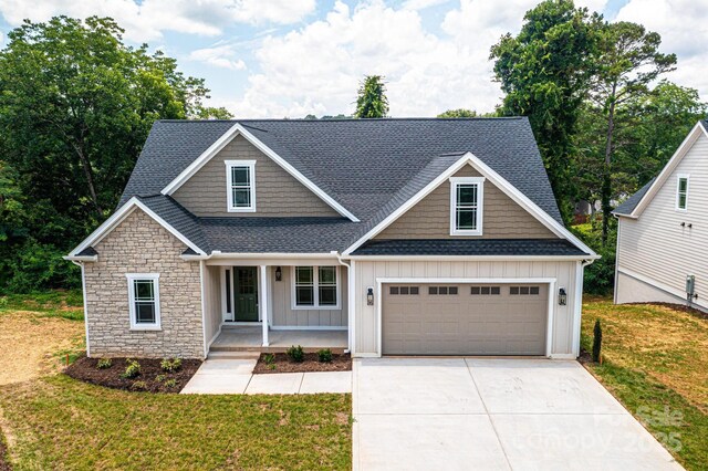 2109 6th St NW Unit 4, Hickory, NC 28601 - photo 1