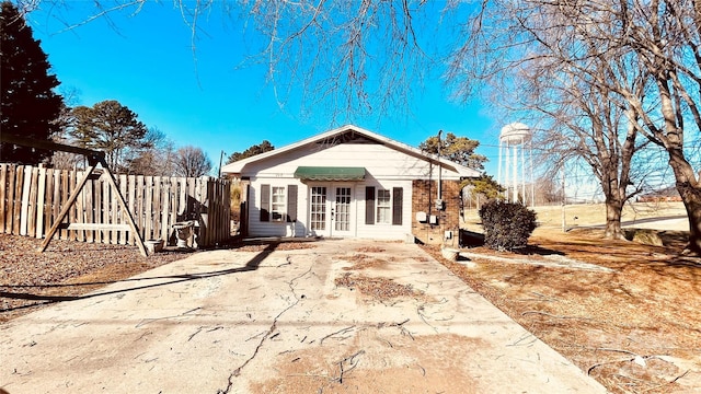 view of front of house