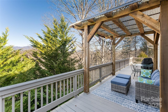 deck featuring outdoor dining space