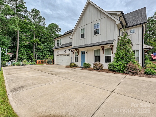 view of front of home featuring a garage