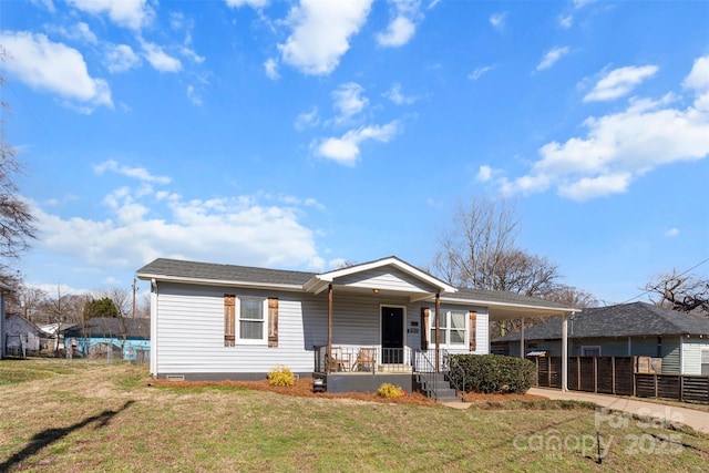 view of front of home with a front lawn and covered porch