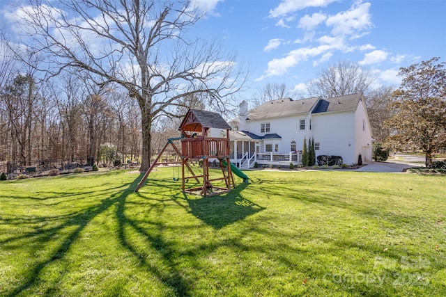 view of yard featuring a playground