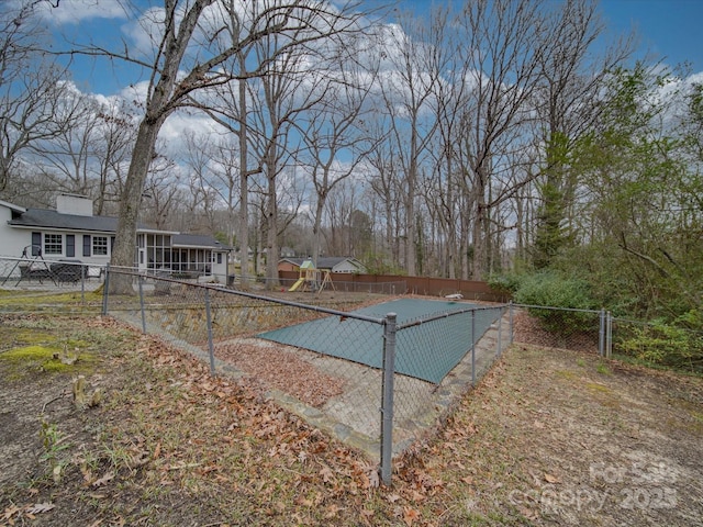 view of swimming pool