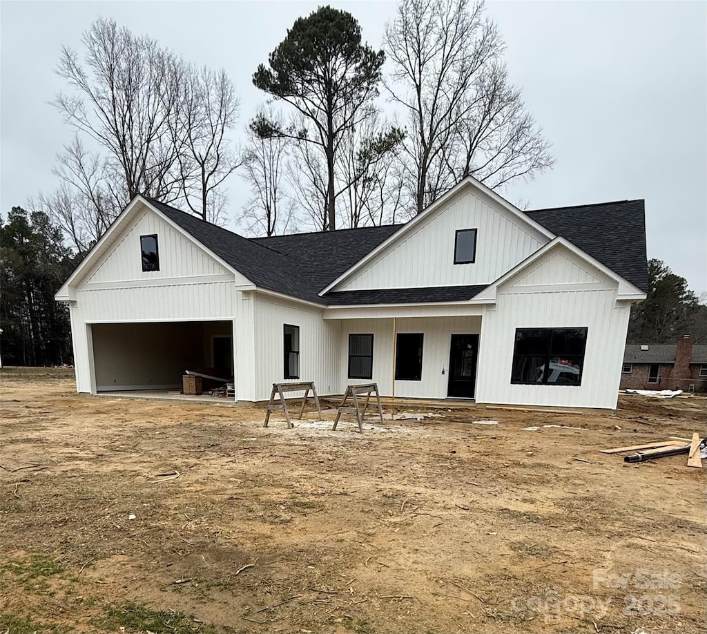 view of modern inspired farmhouse