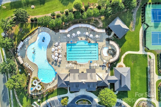 birds eye view of property