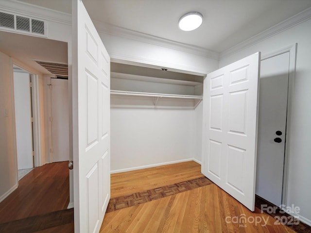 closet with visible vents