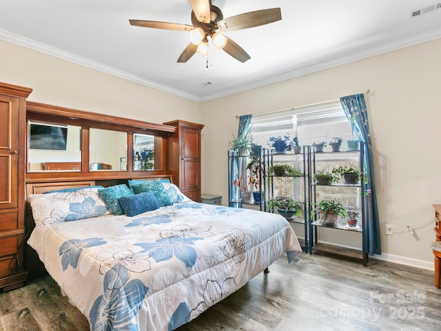35 Dawson Steele Ct, Asheville, NC 28803 - bedroom with light wood-type flooring, crown molding, and a ceiling fan