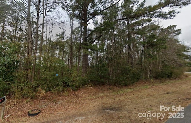 Listing photo 2 for 100 Neck Rd SE, Bolivia NC 28422