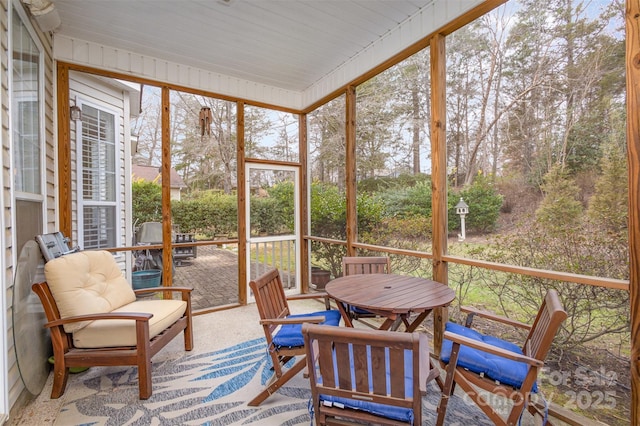 view of sunroom / solarium