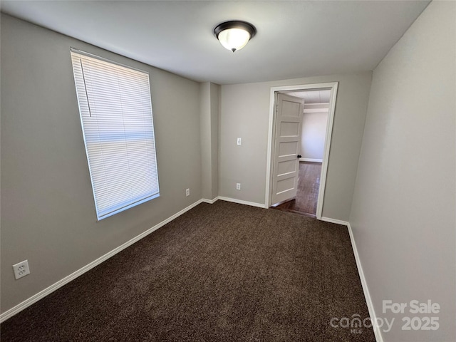 view of carpeted spare room