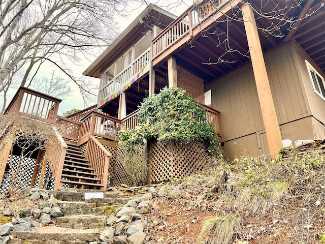 9009 Cebu Ct, Fort Mill, SC 29708 - view of home's exterior with stairs