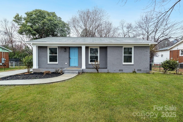 view of front of house with a front yard