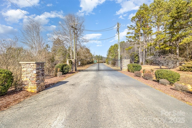 Listing photo 3 for 100 Riverview Dr, Mooresboro NC 28114