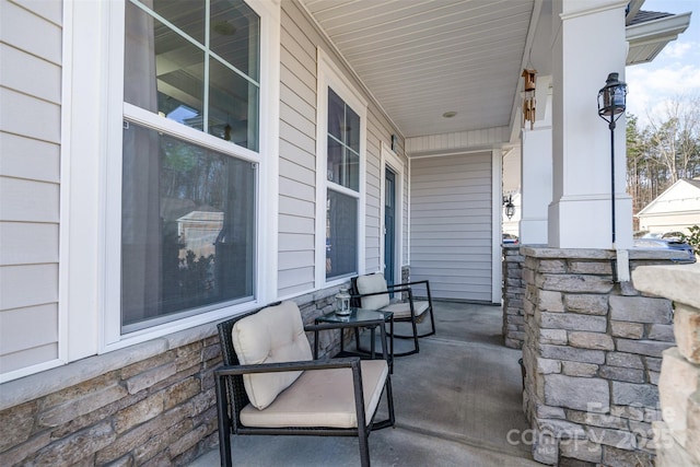 view of patio / terrace featuring covered porch