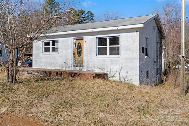 view of front of property with brick siding