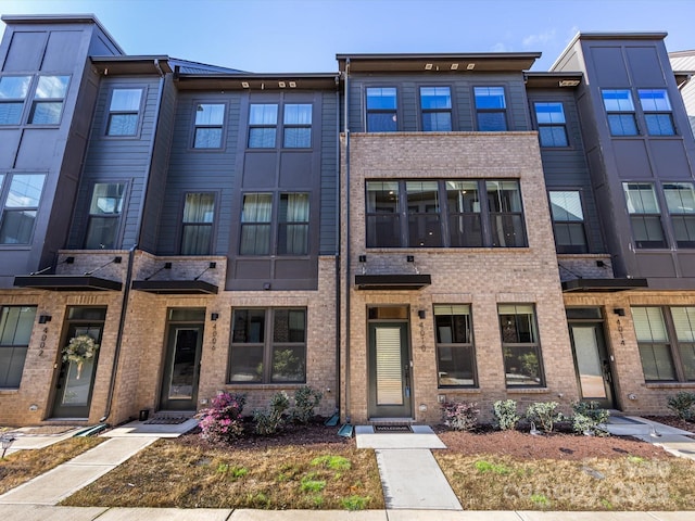 4010 Citra Ln, Charlotte, NC 28217 - multi unit property featuring brick siding