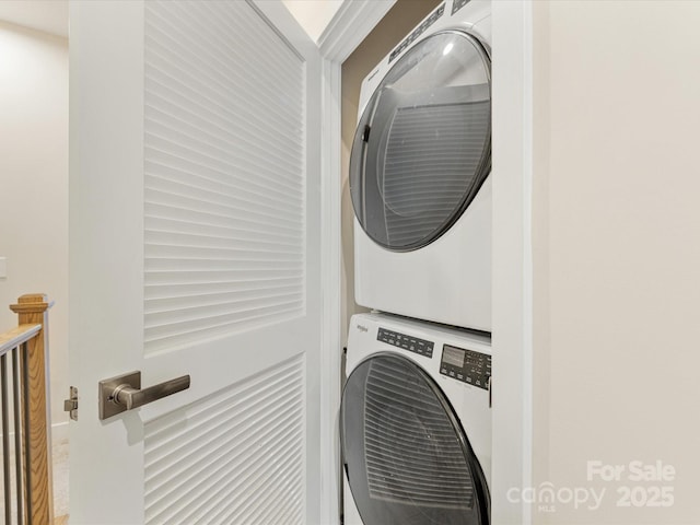 4010 Citra Ln, Charlotte, NC 28217 - washroom with stacked washer / drying machine