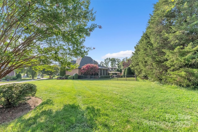 view of yard featuring fence