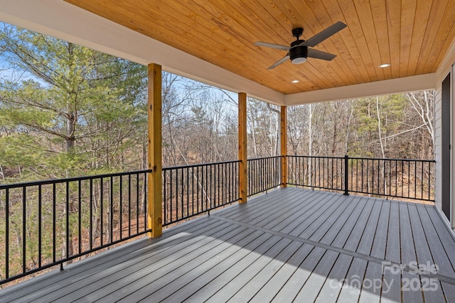 deck with ceiling fan