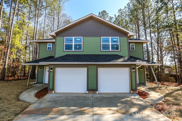 view of front of property featuring a garage