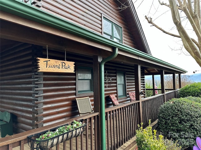 view of home's exterior featuring log exterior