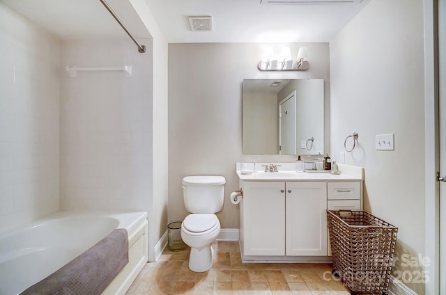 full bathroom featuring bathtub / shower combination, visible vents, toilet, vanity, and baseboards